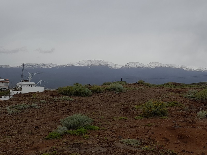 Schnee auf dem Teide-Gipfel